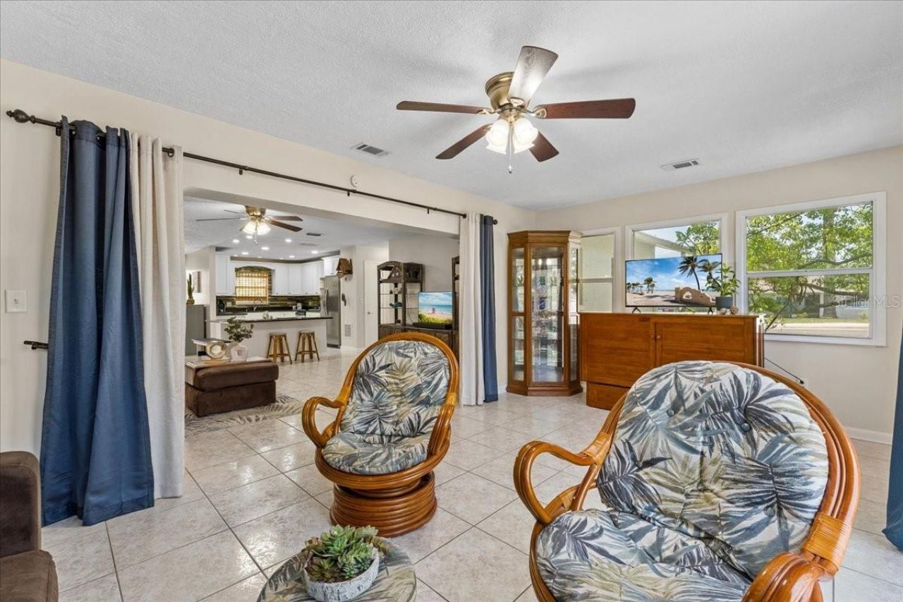 344 Crosswinds Drive, Palm Harbor, FL 34683 Photo