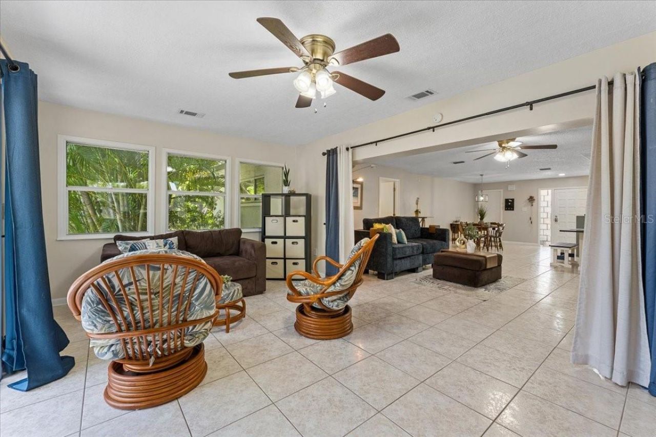 344 Crosswinds Drive, Palm Harbor, FL 34683 Photo