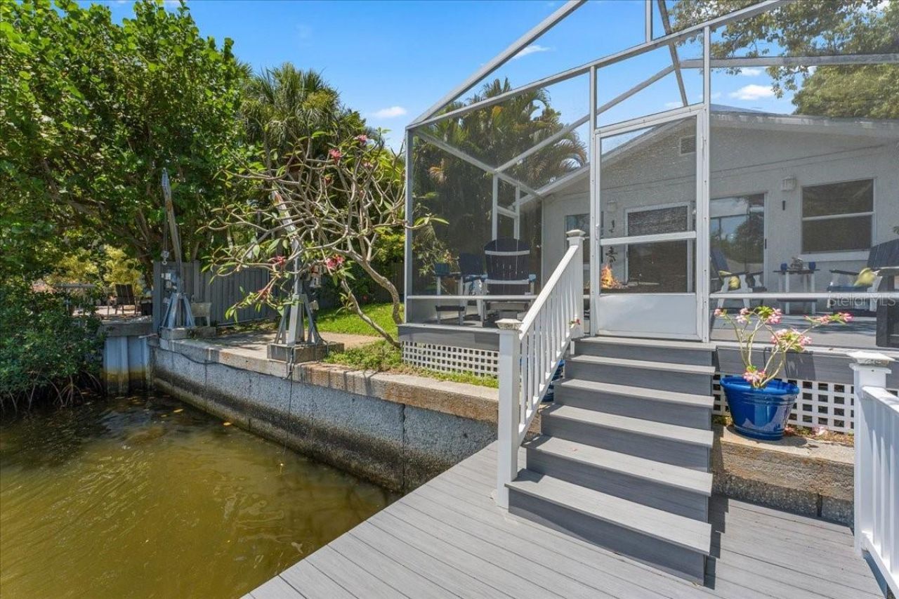344 Crosswinds Drive, Palm Harbor, FL 34683 Photo