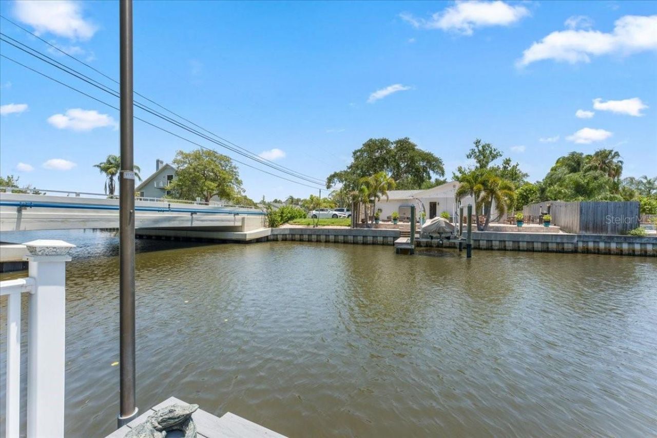 344 Crosswinds Drive, Palm Harbor, FL 34683 Photo