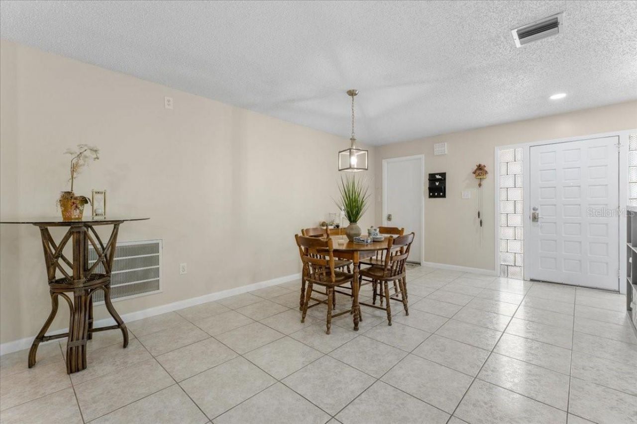 344 Crosswinds Drive, Palm Harbor, FL 34683 Photo