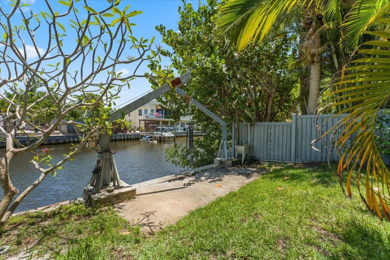 344 Crosswinds Drive, Palm Harbor, FL 34683 Photo