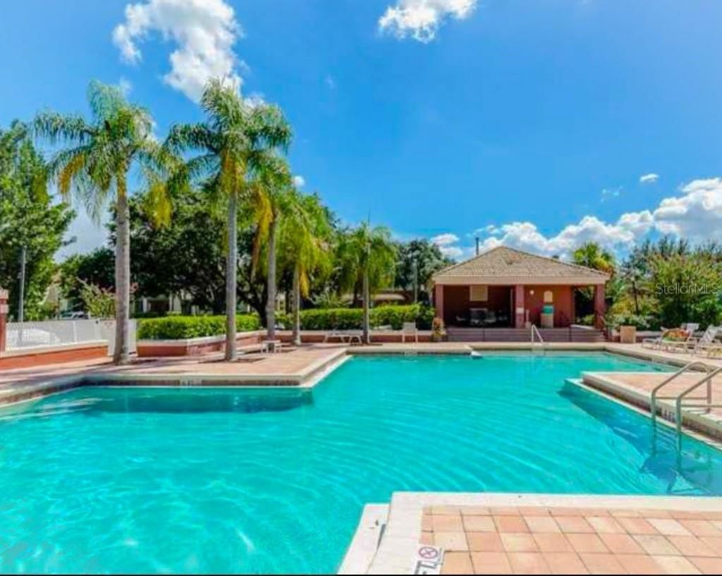 10263 Gandy Boulevard N, Unit 403, Saint Petersburg, FL 33702 Photo