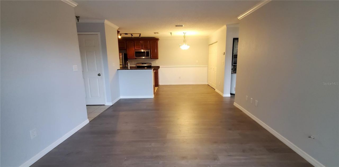 10263 Gandy Boulevard N, Unit 403, Saint Petersburg, FL 33702 Photo