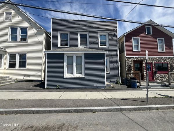 704 East Street, Rensselaer, NY 12144