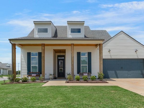 101 Sleeply View Drive, Broussard, LA 70518