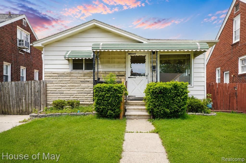 18233 Ruth Street, Melvindale, MI 48122 Main Photo