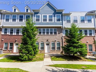 57 Kaprol Drive, Troy, MI 48098
