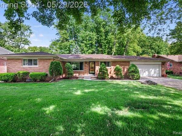 38230 Chartier Street, Harrison Twp, MI 48045