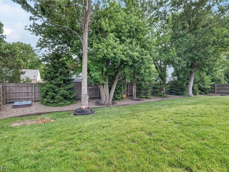 24144 Salzburg Circle, North Olmsted, OH 44070 Photo 47
