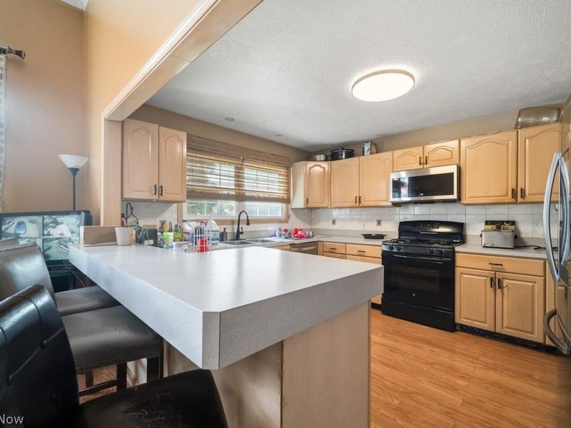 7322 Lexington Avenue, Cleveland, OH 44103 Photo 8