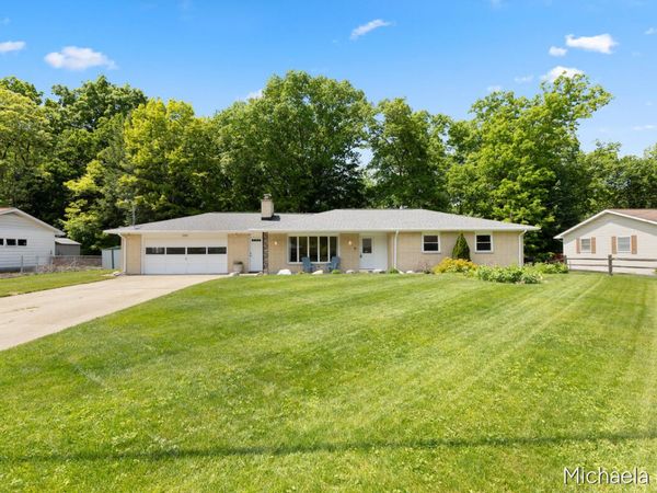 5187 Amarillo Street, Kalamazoo, MI 49004