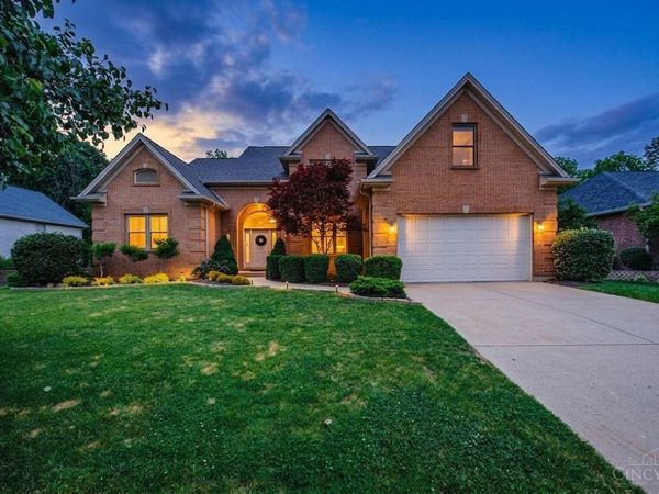 145 Hunter Woods Drive, Oxford, OH 45056