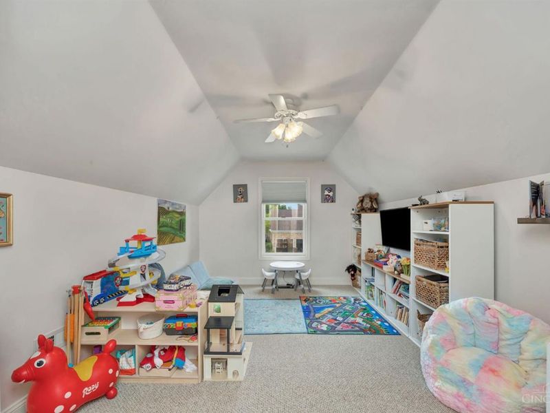 145 Hunter Woods Drive, Oxford, OH 45056 Photo 27