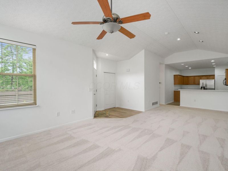 4381 Bridgeside Place , Unit 21, New Albany, OH 43054 Photo 10