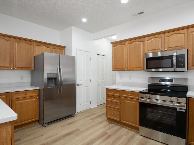 4381 Bridgeside Place , Unit 21, New Albany, OH 43054 Photo 14