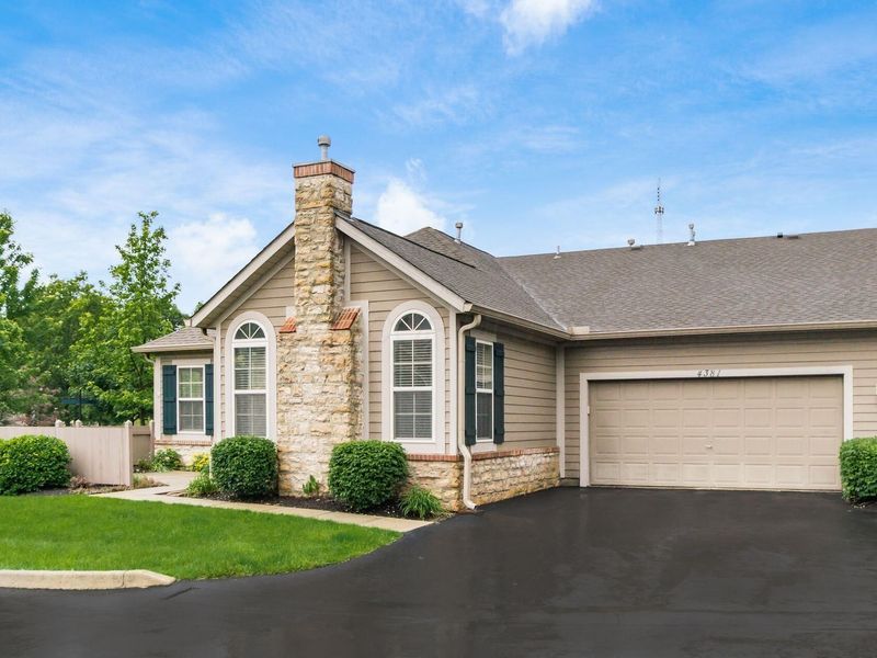 4381 Bridgeside Place , Unit 21, New Albany, OH 43054 Photo 3