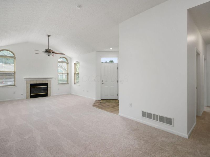 4381 Bridgeside Place , Unit 21, New Albany, OH 43054 Photo 9
