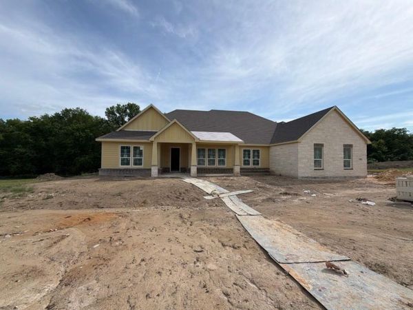 1003 Perrin Lane, Van Alstyne, TX 75495