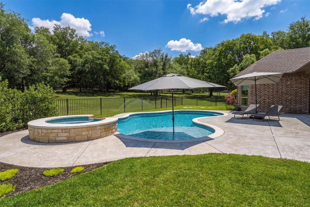 10512 Estancia Court, Fort Worth, TX 76108 Main Photo
