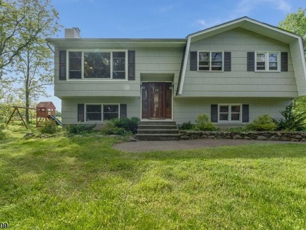 78 Auble Rd, Knowlton, NJ 07825