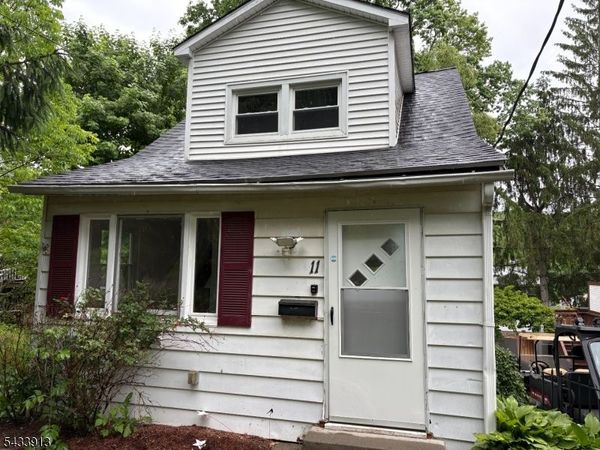 11 Hill Rd, Stanhope, NJ 07874