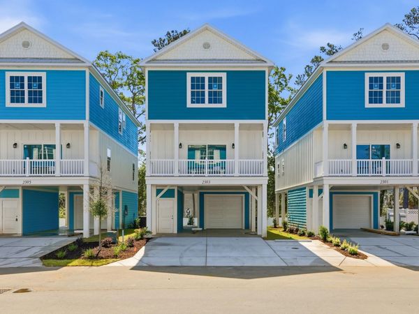 2312 Seaseeker Ln., Myrtle Beach, SC 29577