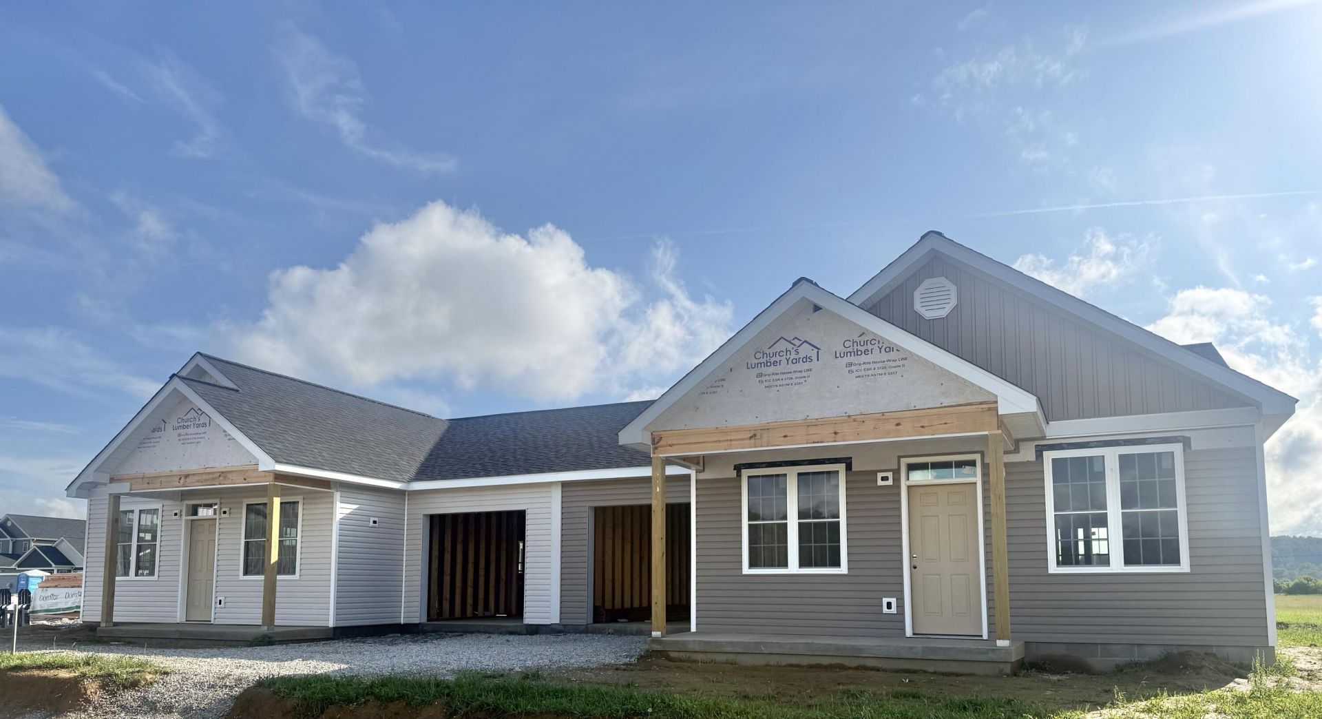 304 Bluegrass Way , Grayson, KY 41143