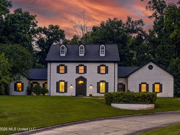 113 Woodstock Drive, Vicksburg, MS 39180
