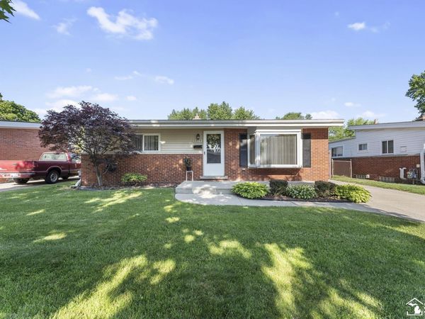 8214 Gulley Street, Taylor, MI 48180