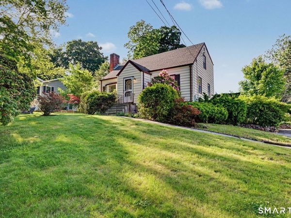 27 Lund, Stamford, CT 06907