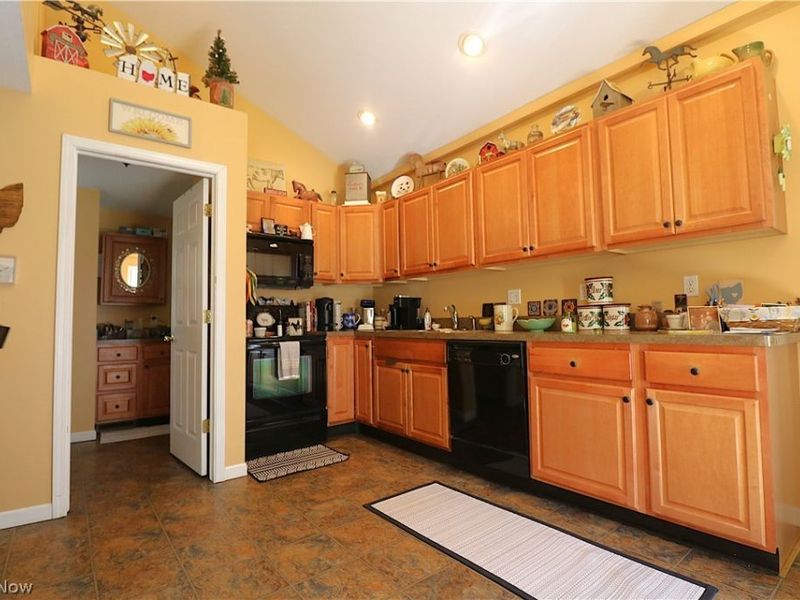 62 S Huron Street, Milan, OH 44846 Photo 2