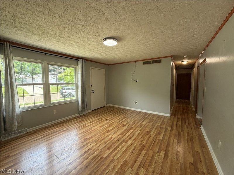894 Jean Avenue, Akron, OH 44310 Photo 4