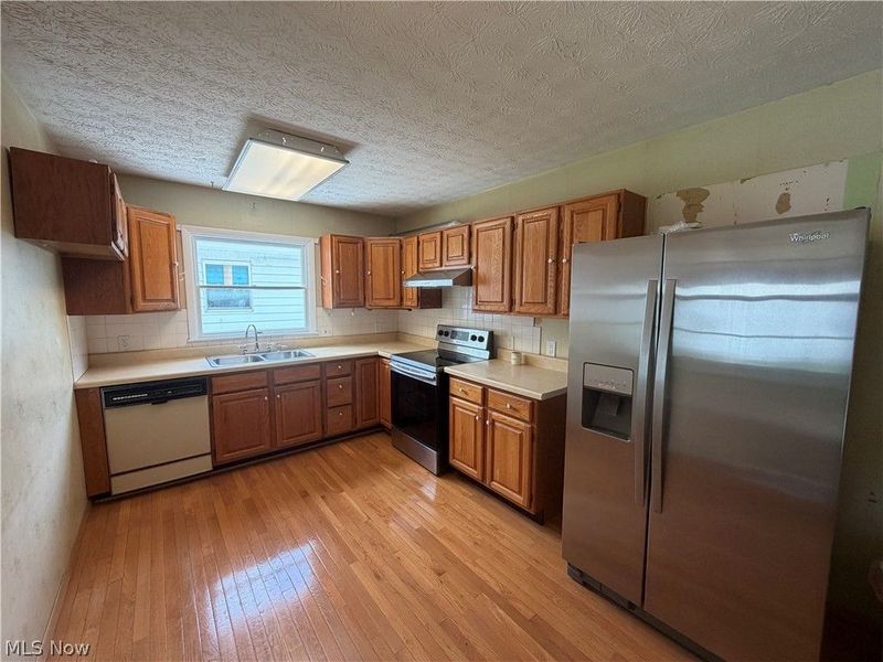 894 Jean Avenue, Akron, OH 44310 Photo 8