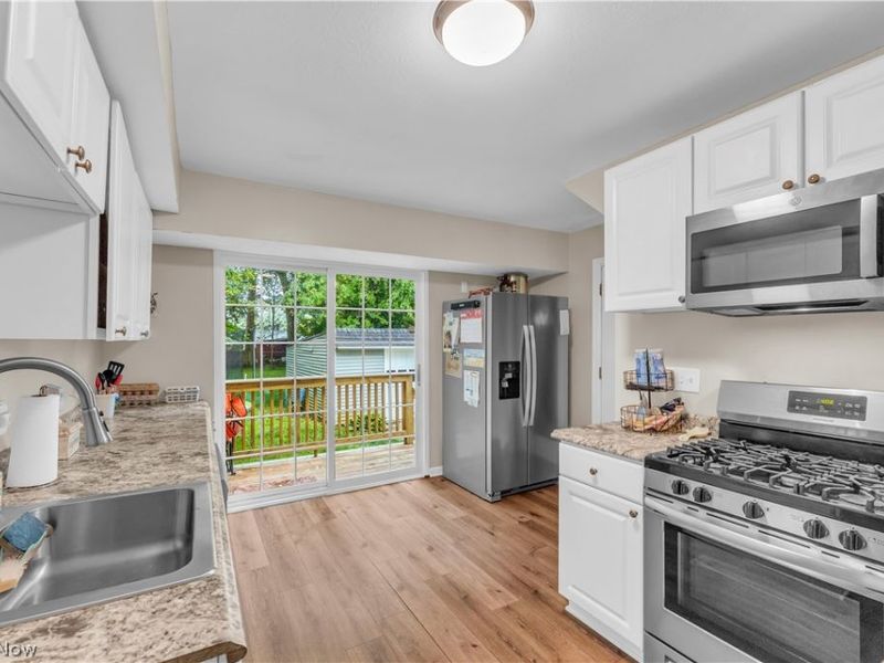 27645 Butternut Ridge Road , North Olmsted, OH 44070 Photo 6