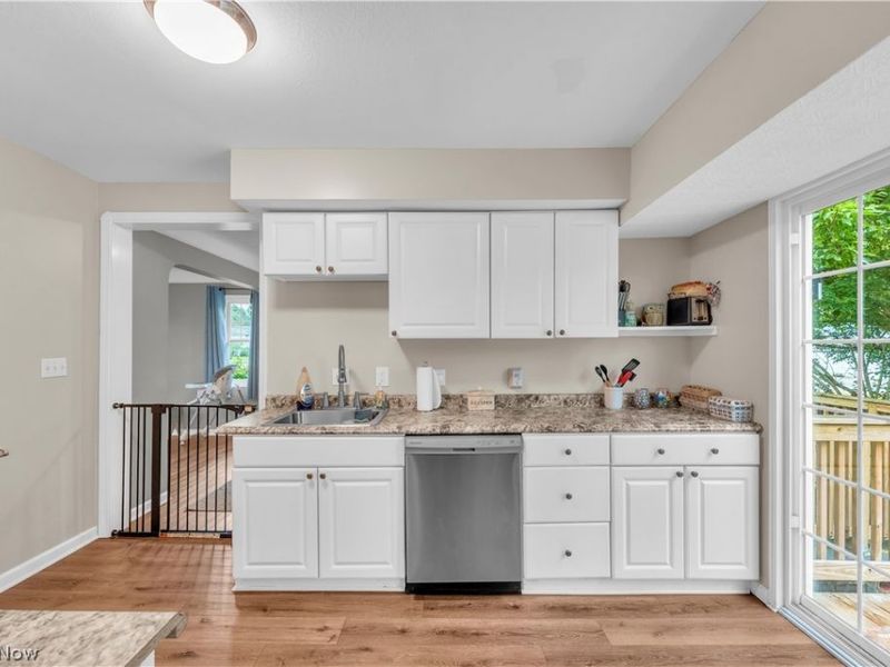 27645 Butternut Ridge Road , North Olmsted, OH 44070 Photo 8