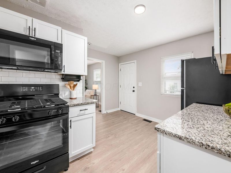 2315 Howey Road, Columbus, OH 43211 Photo 14