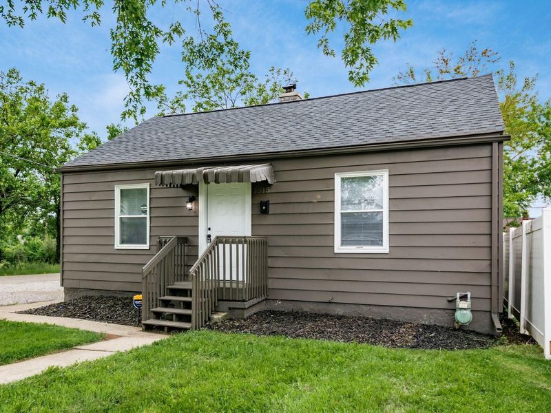 2315 Howey Road, Columbus, OH 43211 Photo 2