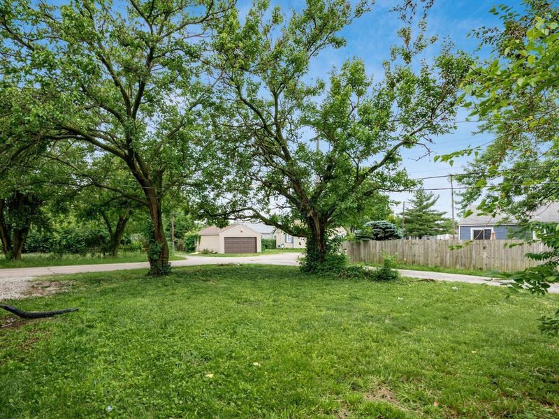 2315 Howey Road, Columbus, OH 43211 Photo 36