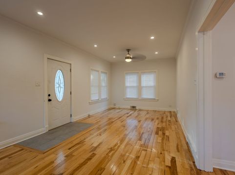 Main Photo