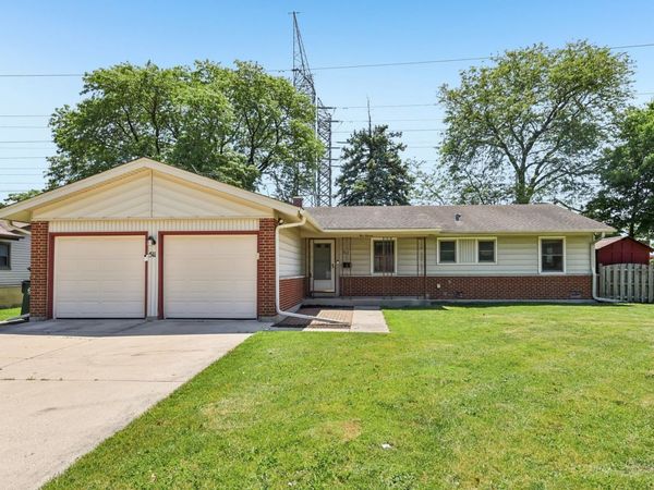 511 Walnut Lane , Elk Grove Village, IL 60007