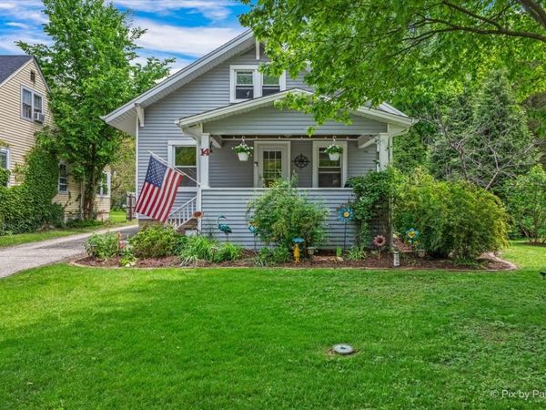 14 N Huffman Street , Naperville, IL 60540