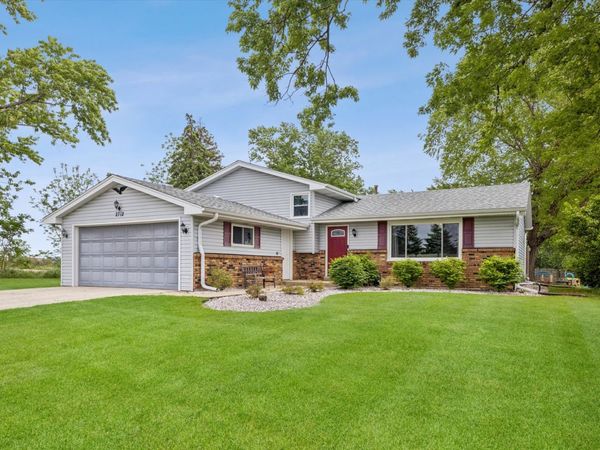 2712 S Schoolhouse Road , New Lenox, IL 60451