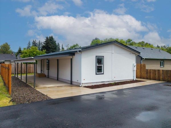1228 47th Av, Sweet Home, OR 97386