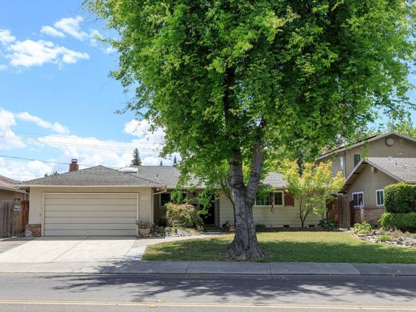 2754 W Swain Rd, Stockton, CA 95207