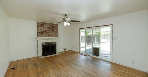 2754 W Swain Rd, Stockton, CA 95207 Photo