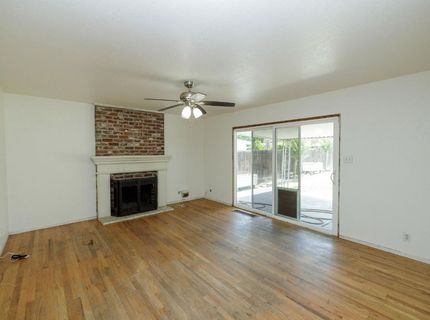 2754 W Swain Rd, Stockton, CA 95207 Photo