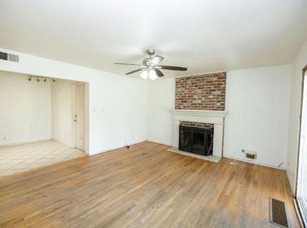 2754 W Swain Rd, Stockton, CA 95207 Photo