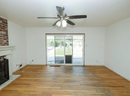 2754 W Swain Rd, Stockton, CA 95207 Photo