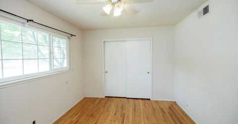 2754 W Swain Rd, Stockton, CA 95207 Photo